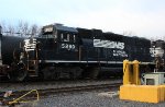 NS GP38-2 #5280 on 38G